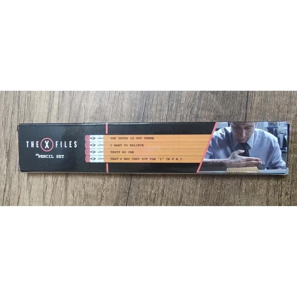 2017 The X Files 4 Pencil Set, Loot Crate Exclusive Z23